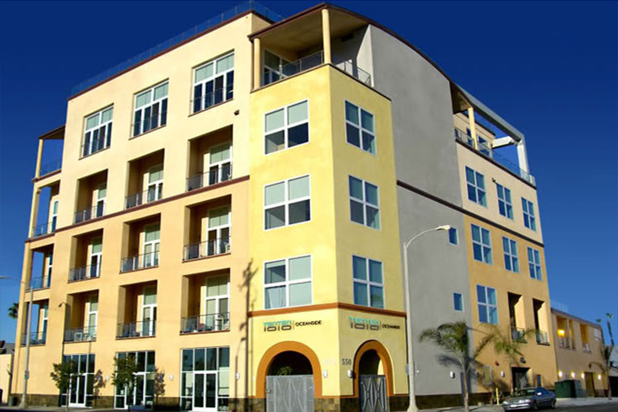 sol sepatu nike airmax